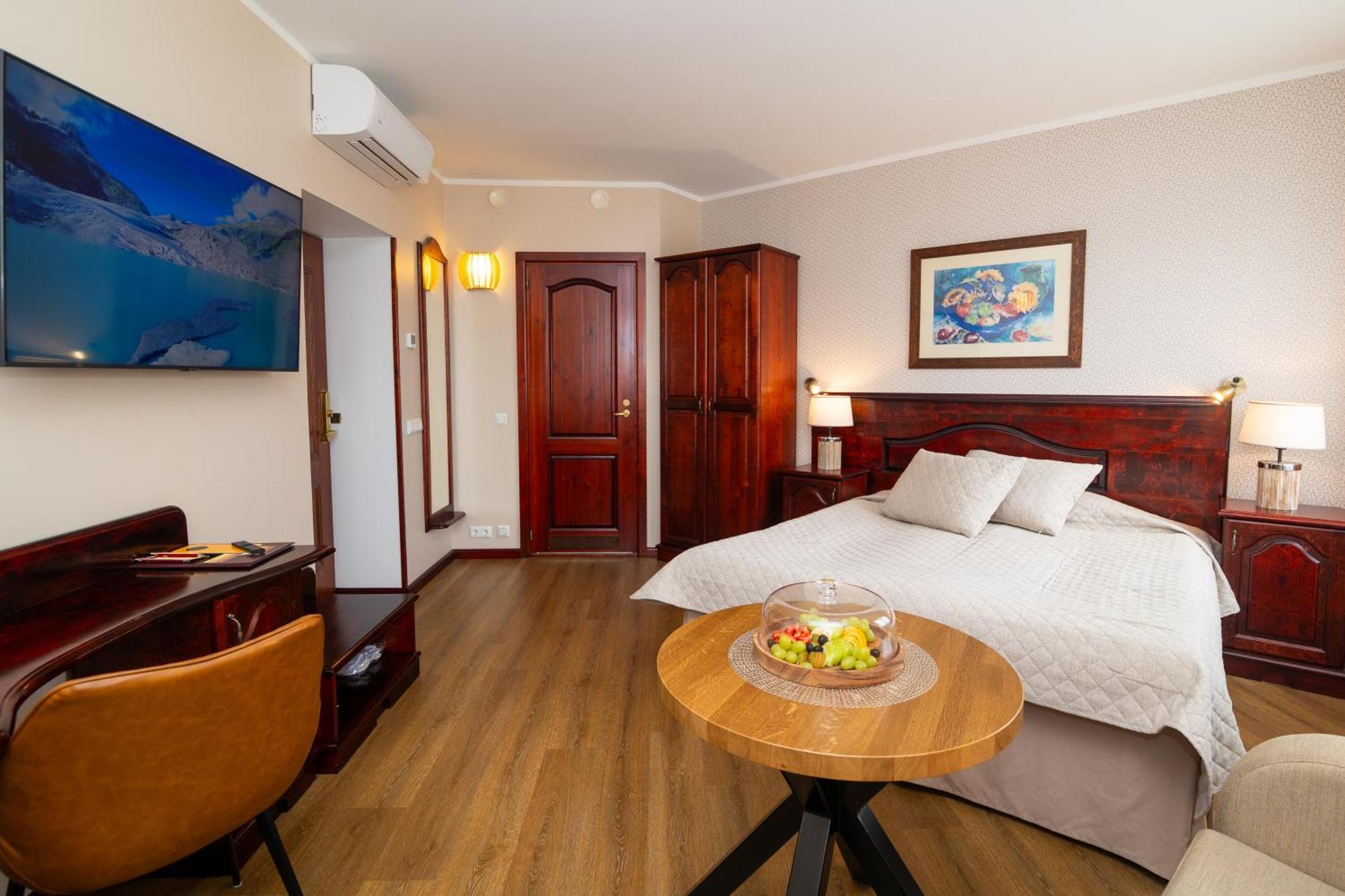 Hotel Legend بارنو المظهر الخارجي الصورة