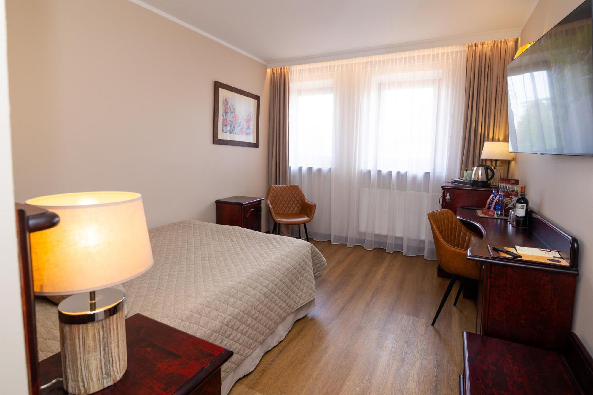 Hotel Legend بارنو المظهر الخارجي الصورة