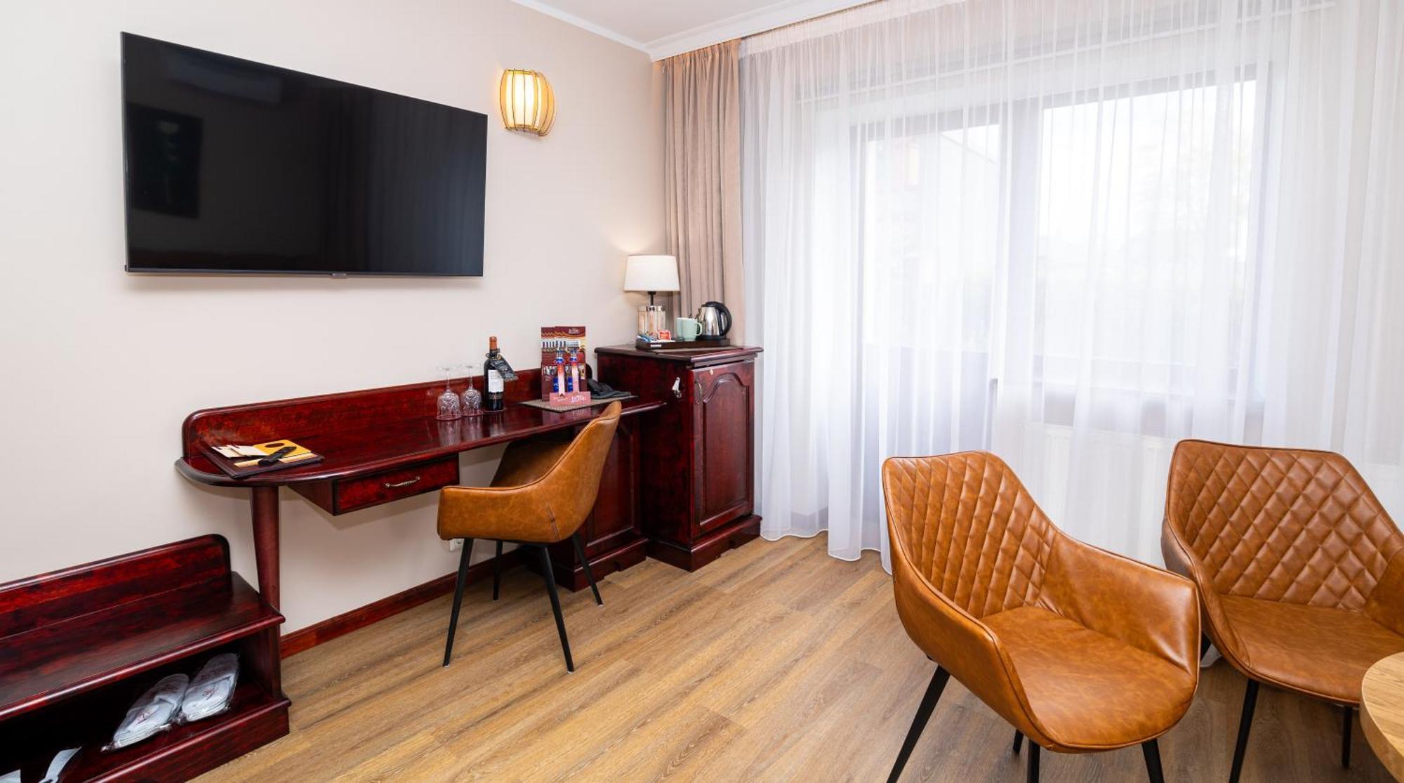 Hotel Legend بارنو المظهر الخارجي الصورة